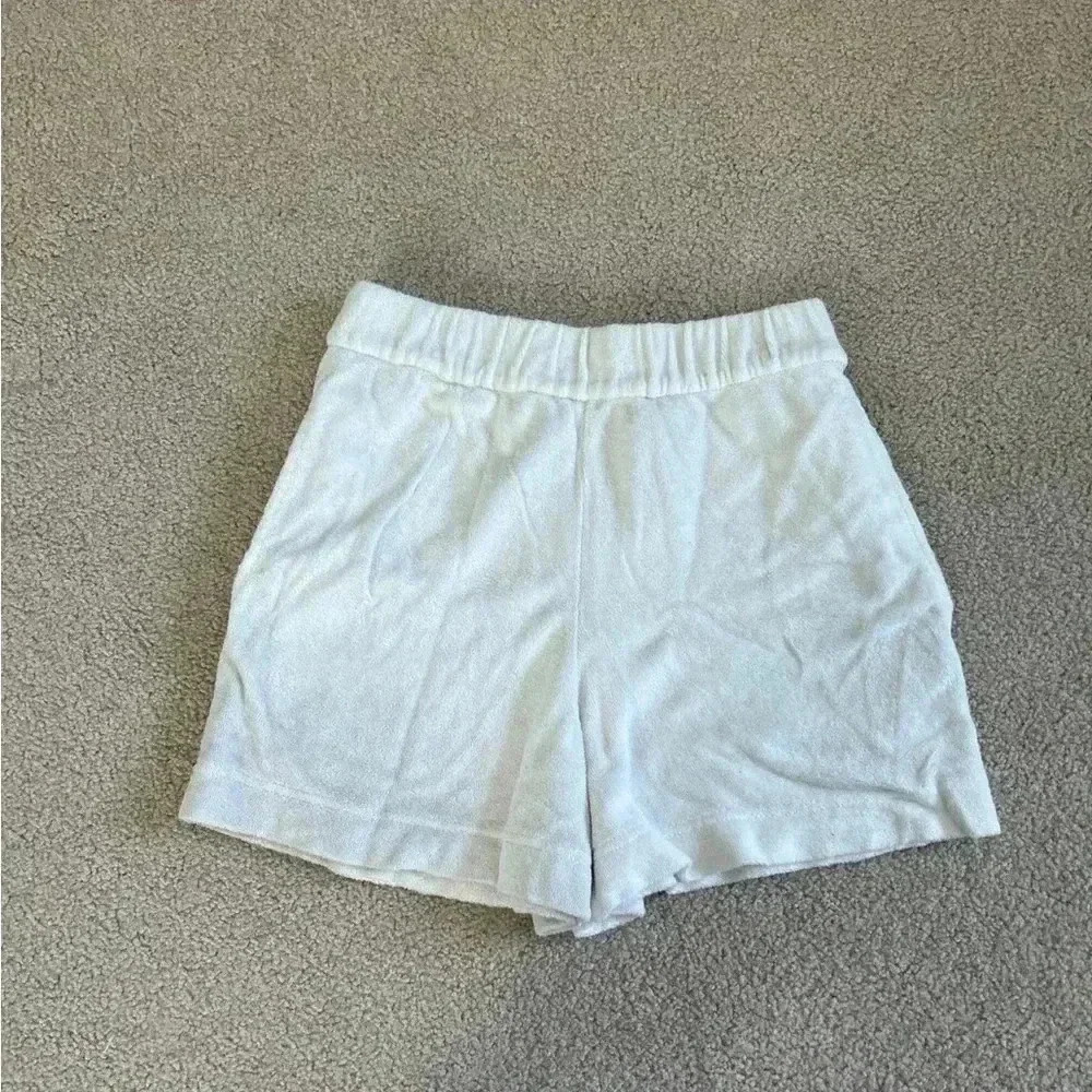 COS white Terry shorts in size xs